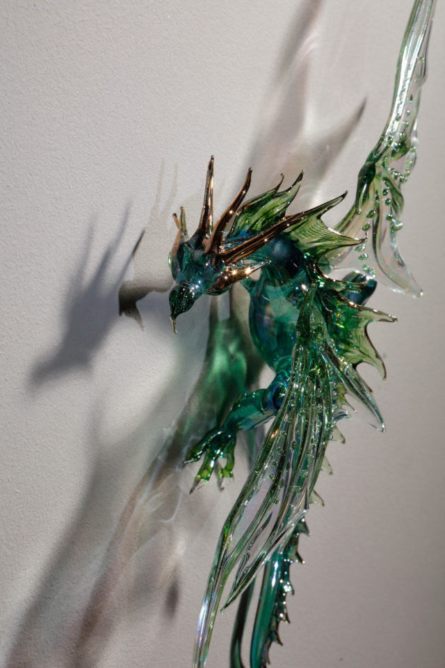Close up of Small Wall Dragon 2 Legs