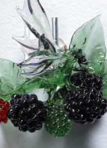 Mini Dragon with Blackberries